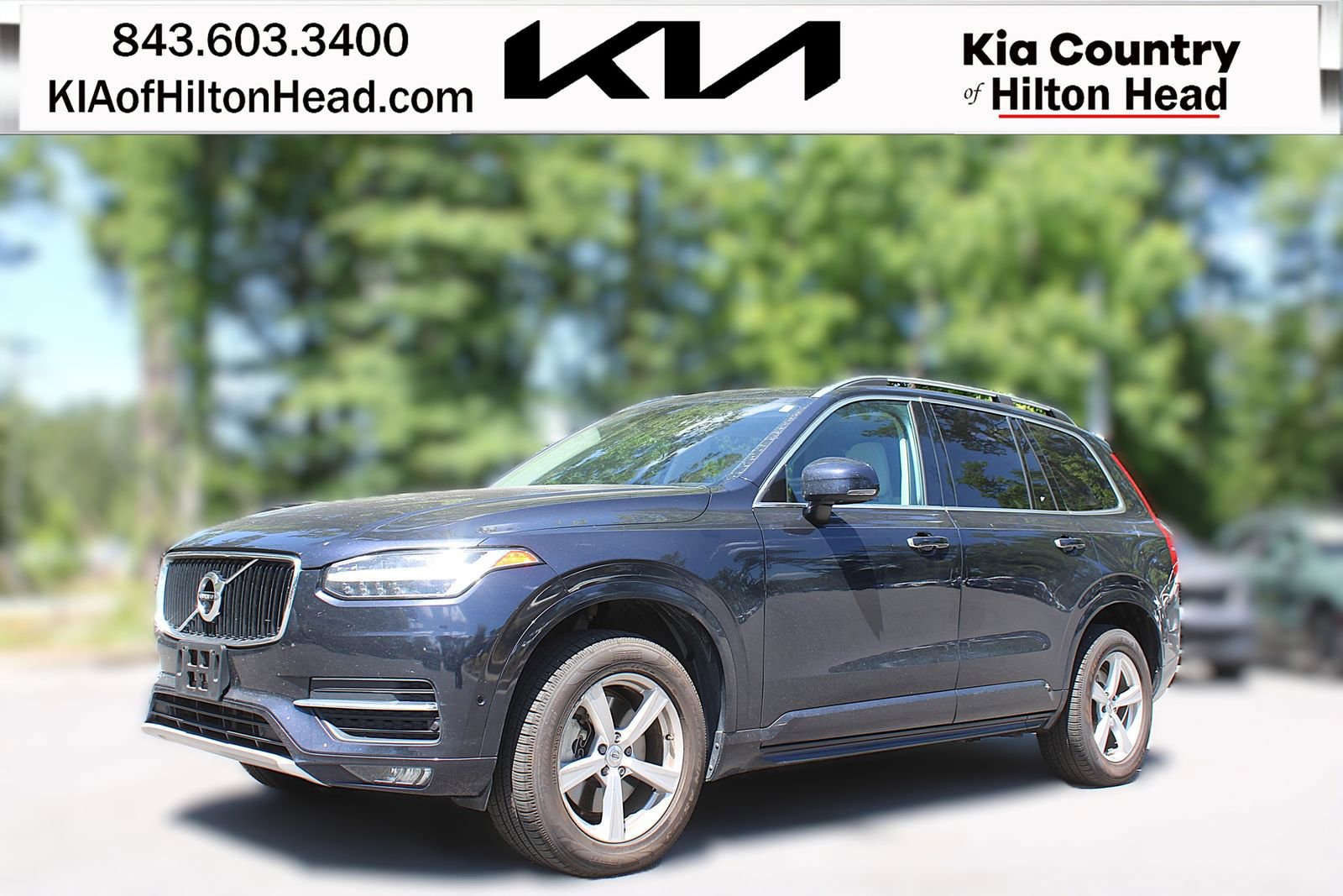 Used 2017 Volvo XC90 T5 Momentum w/ Vision Package FWD image 1