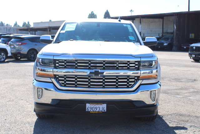 Used 2018 Chevrolet Silverado 1500 LT w/ All Star Edition RWD image 2