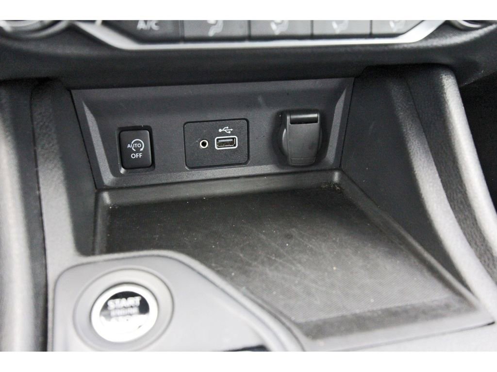 Used 2024 Nissan Sentra S image 30