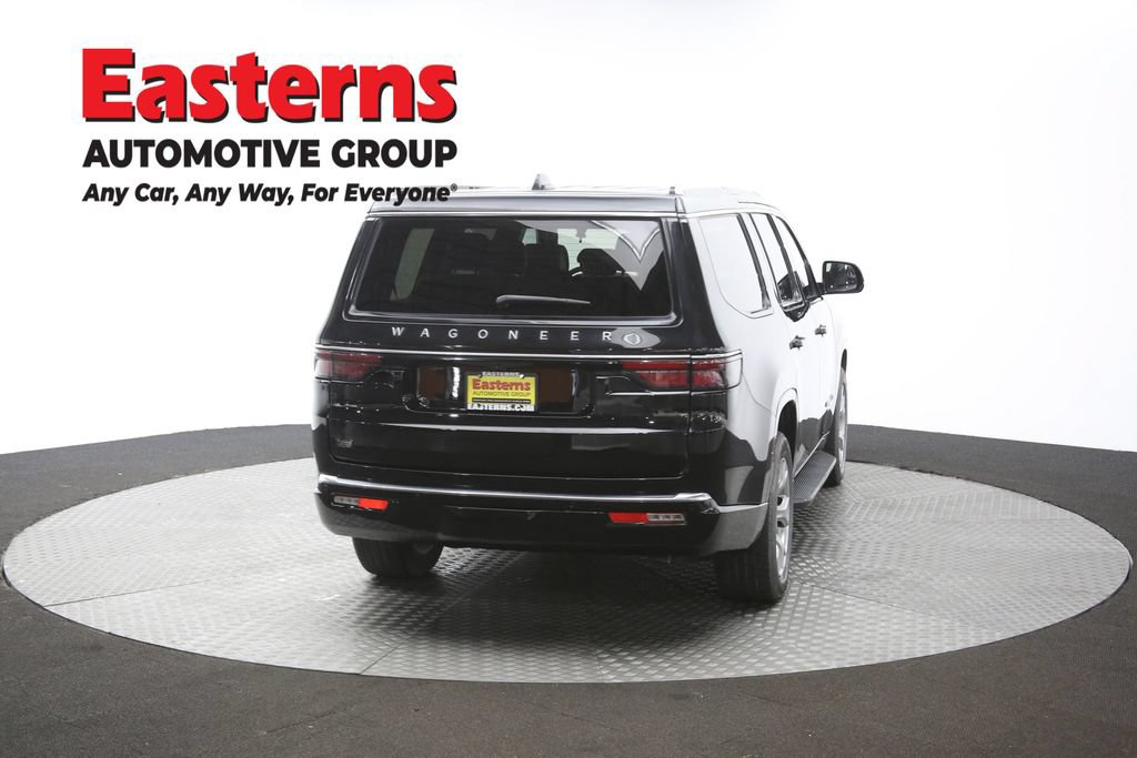 Used 2022 Jeep Wagoneer Series II AWD/4WD image 39