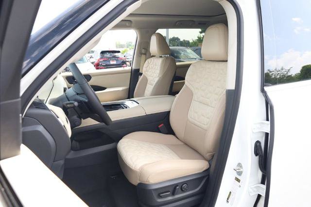New 2026 Nissan Armada Platinum w/ Accent Package AWD/4WD image 9