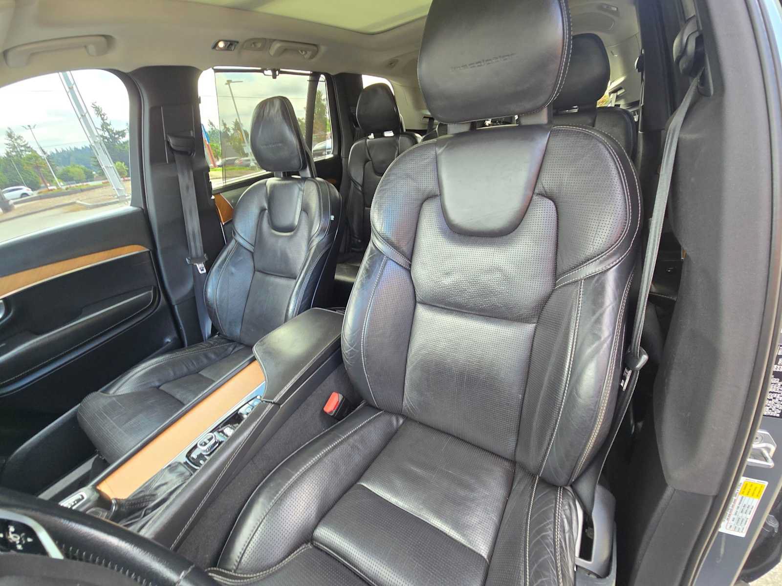 Used 2016 Volvo XC90 T6 Inscription w/ Vision Package AWD/4WD image 22