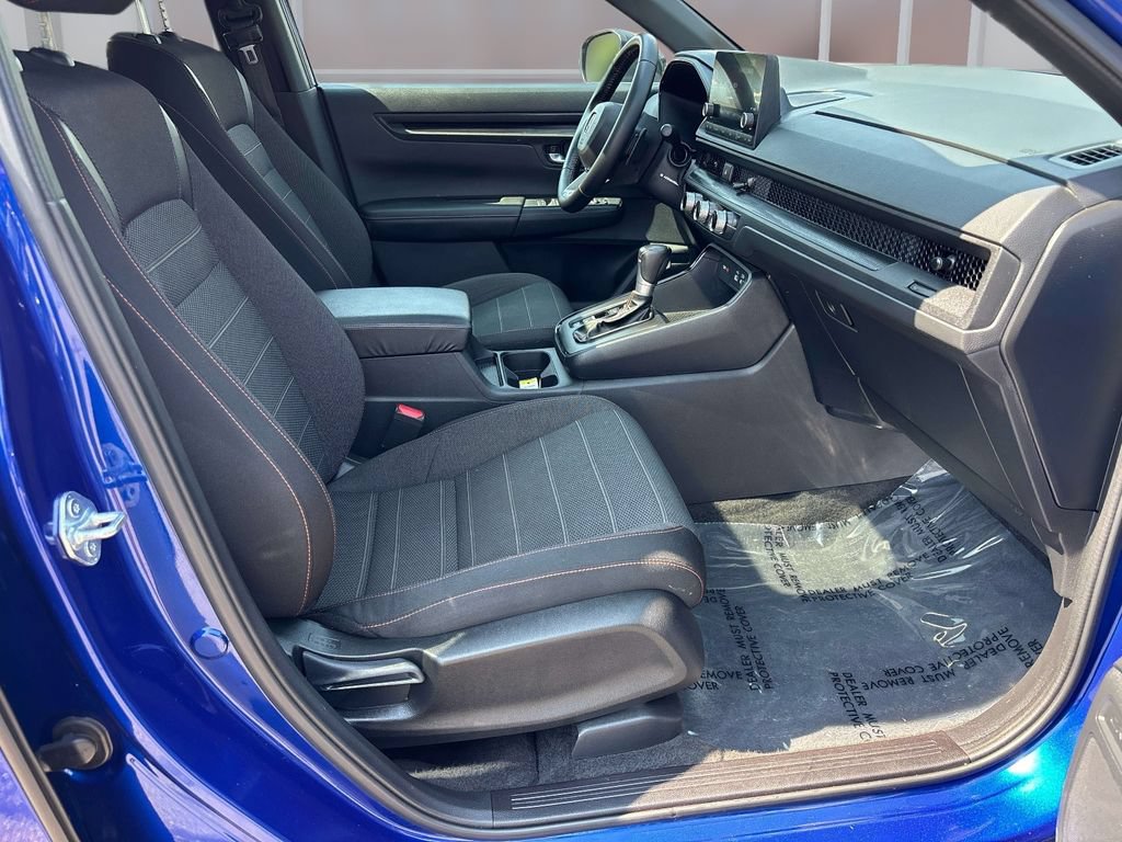 Used 2025 Honda CR-V Sport image 17