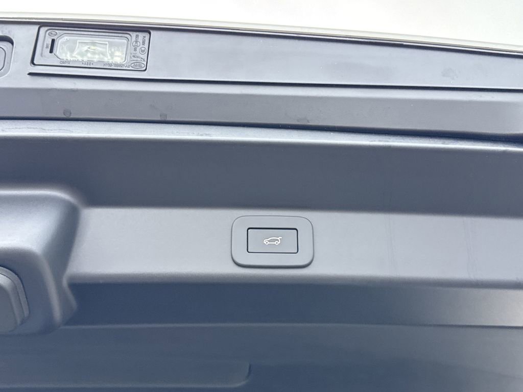 New 2025 Land Rover Range Rover Sport Dynamic SE image 13