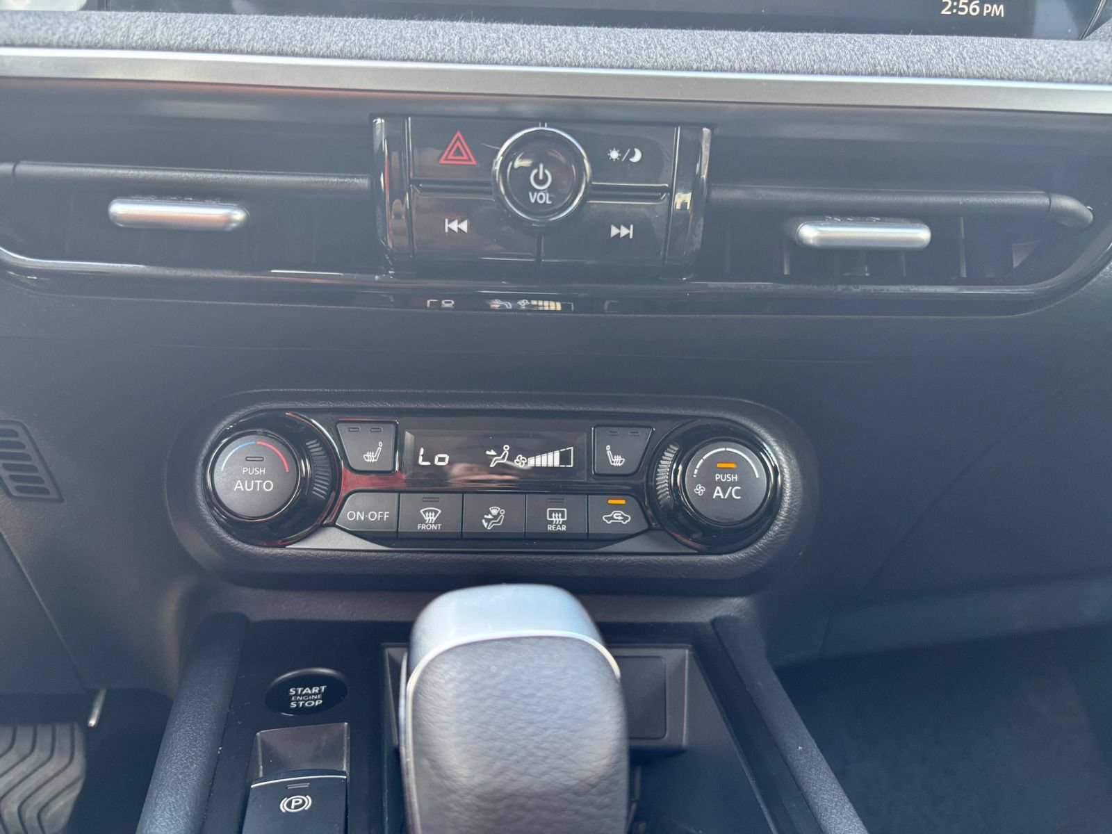 Used 2026 Nissan Kicks SV w/ Cold Weather Package FWD image 17