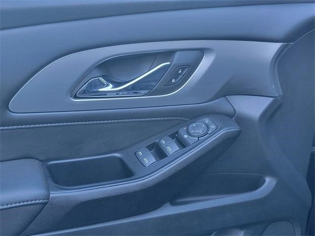 Certified 2023 Chevrolet Traverse LT image 6