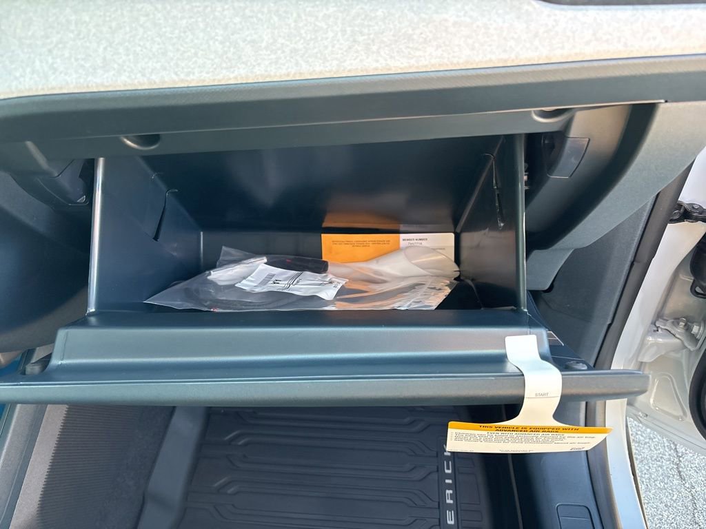 New 2025 Ford Maverick XLT image 24