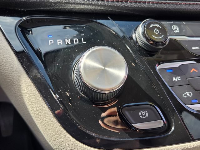 Used 2019 Chrysler Pacifica Limited FWD image 26