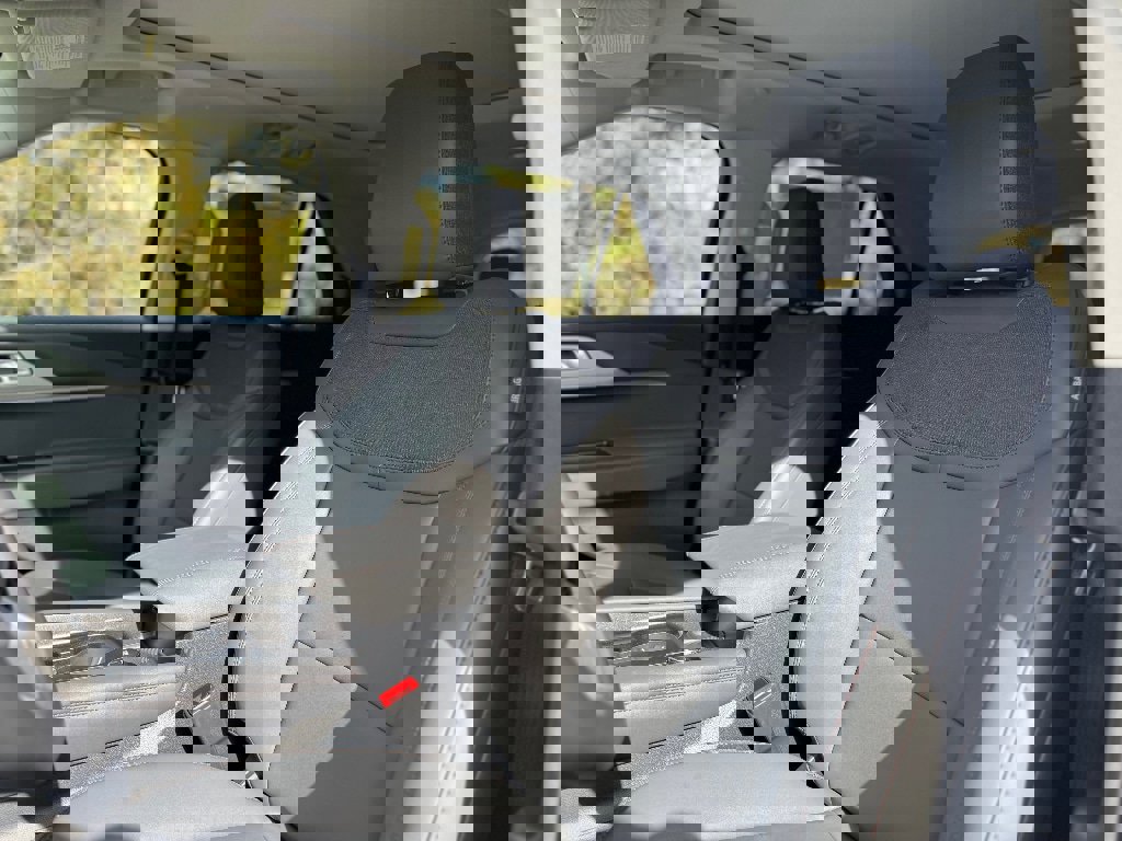 New 2026 Ford Explorer Active w/ Active Comfort Package image 19