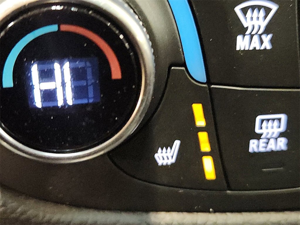 Certified 2024 Chevrolet Equinox LT w/ LPO, Floor Liner Package image 23