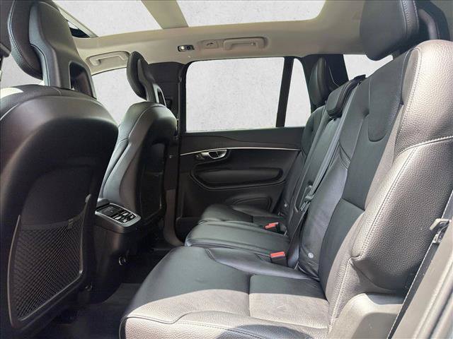 Used 2020 Volvo XC90 T6 Momentum AWD/4WD image 23
