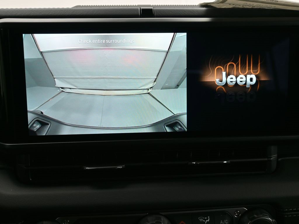 New 2025 Jeep Gladiator Sport image 26