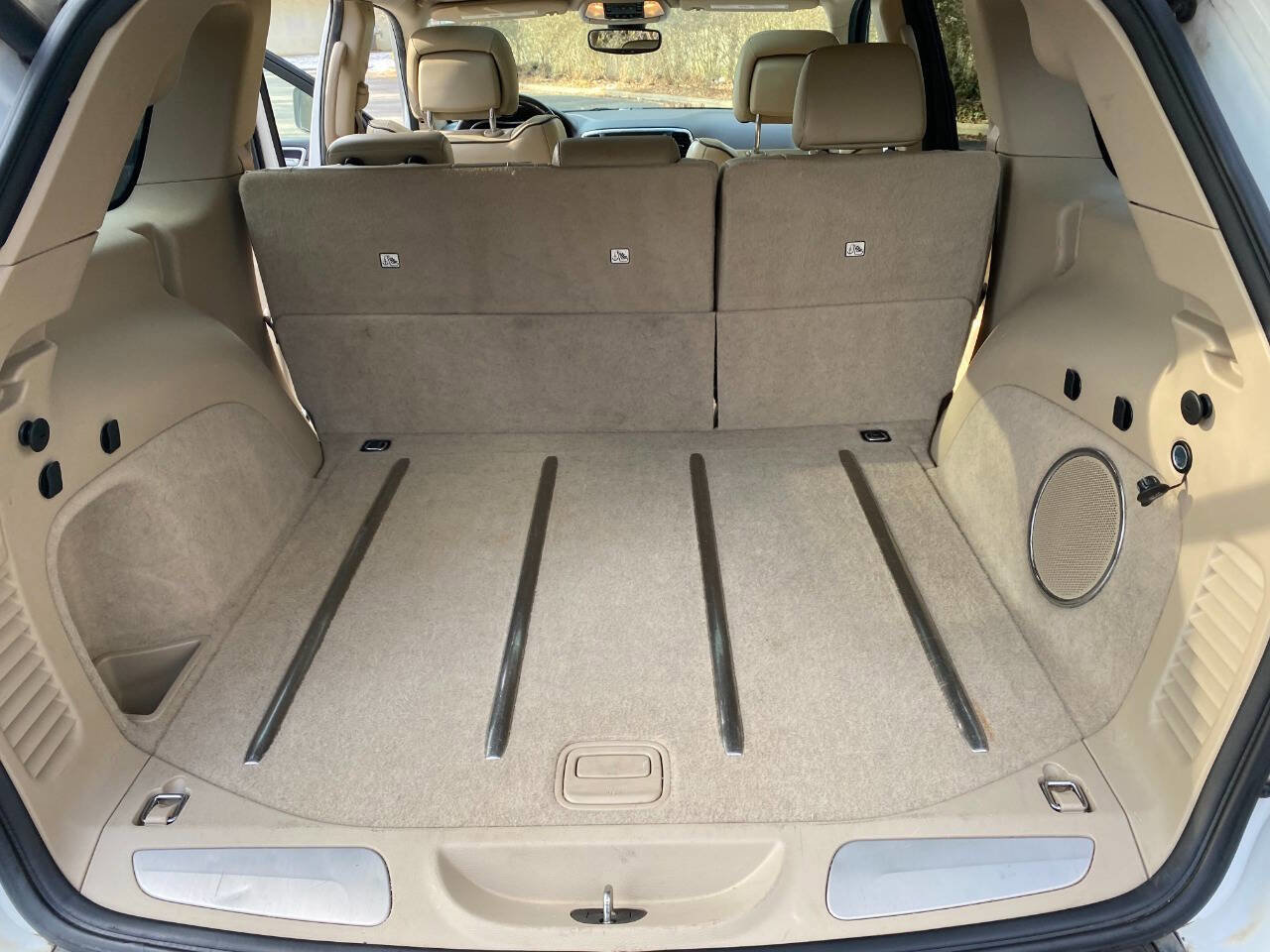 Used 2017 Jeep Grand Cherokee Overland image 61