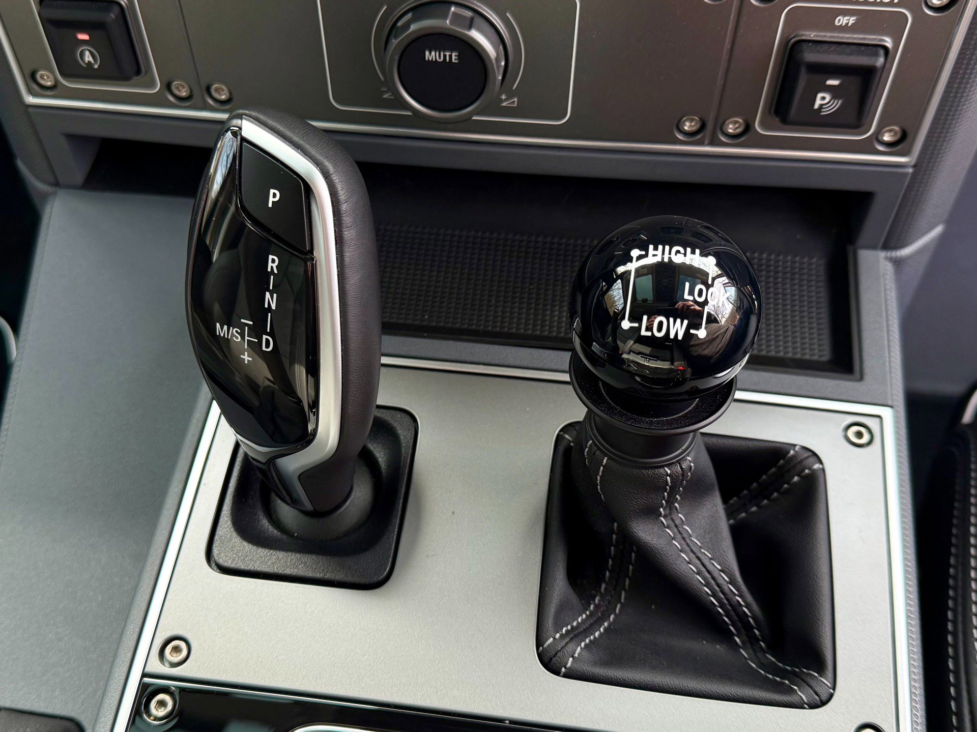 Used 2025 INEOS Grenadier image 24