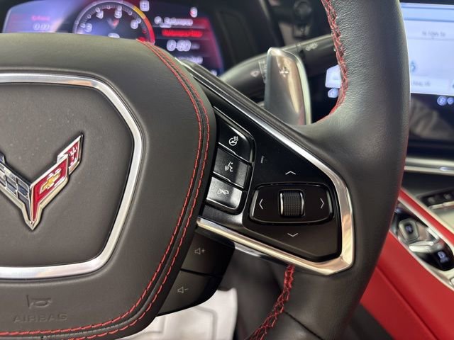 Used 2022 Chevrolet Corvette Stingray Premium Conv w/ Z51 Performance Package RWD image 9