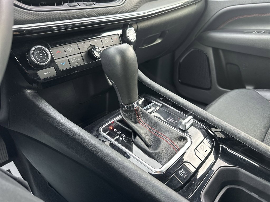 Used 2024 Jeep Compass Trailhawk image 19