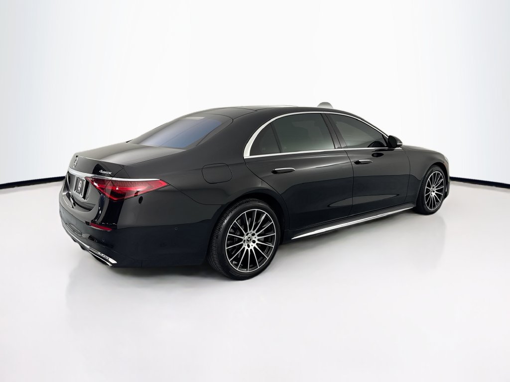 Used 2023 Mercedes-Benz S 580 4MATIC Sedan w/ AMG Line image 5