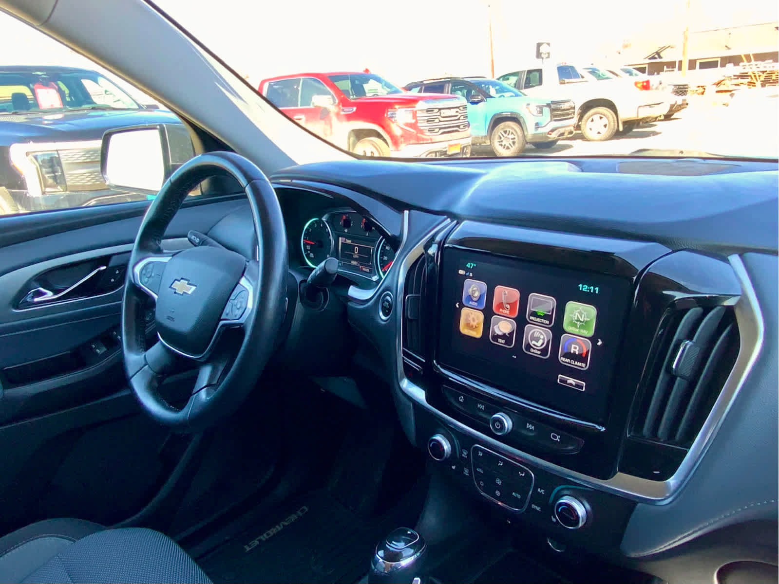 Used 2018 Chevrolet Traverse LT image 41