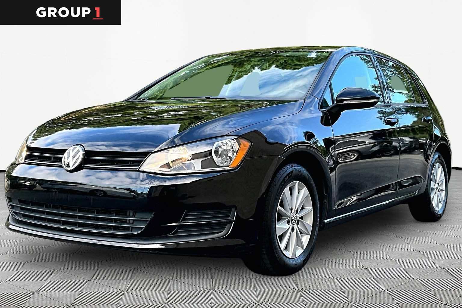 Used 2017 Volkswagen Golf S FWD video 1
