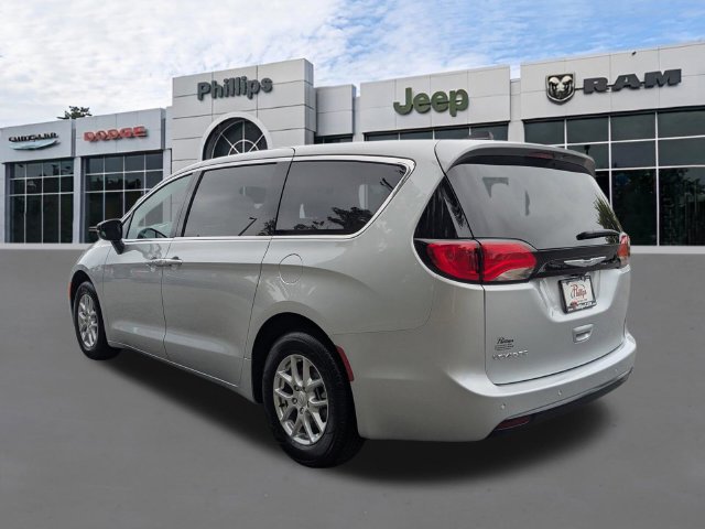 New 2026 Chrysler Voyager LX FWD image 6