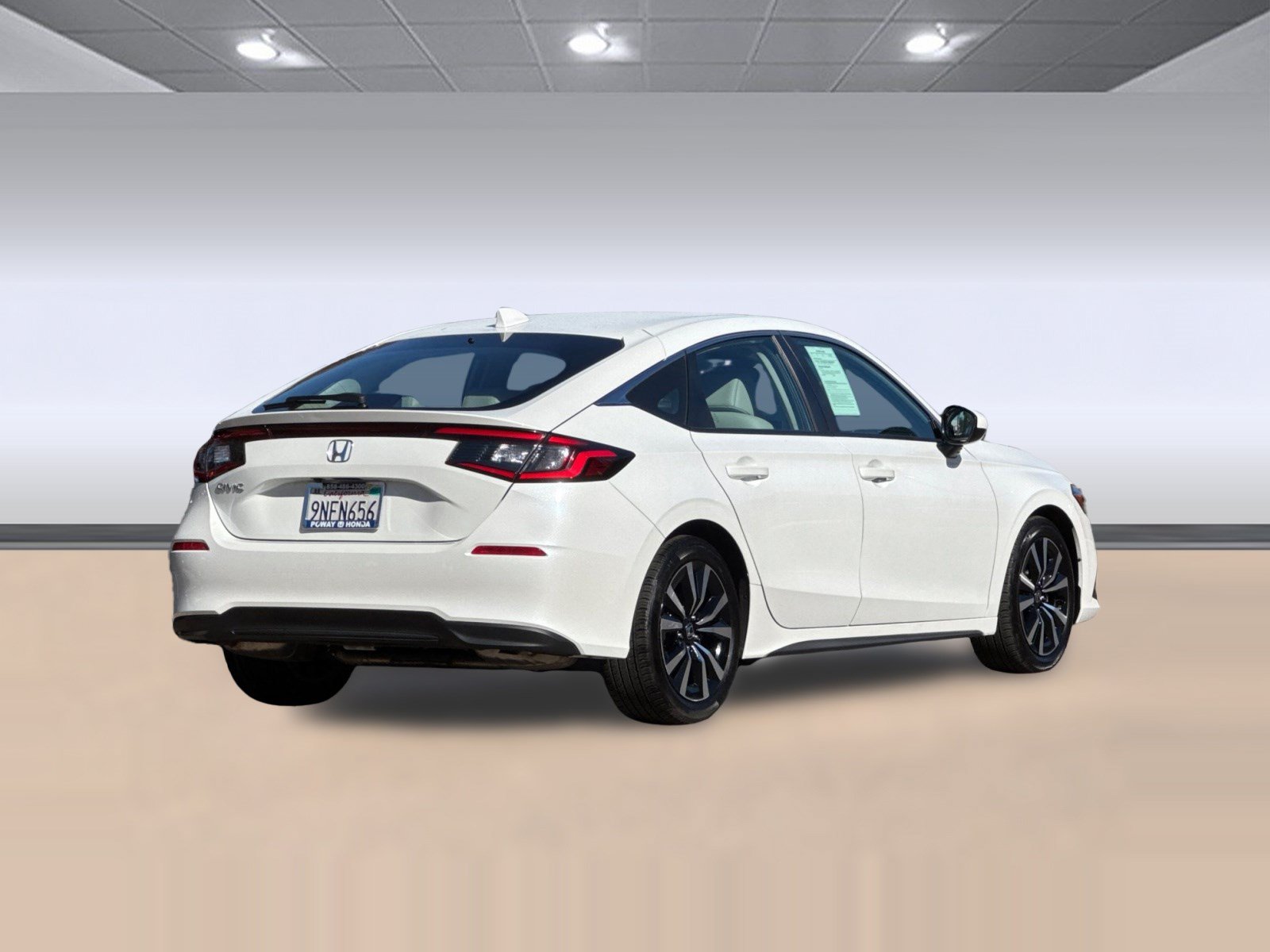 Used 2024 Honda Civic EX-L image 9