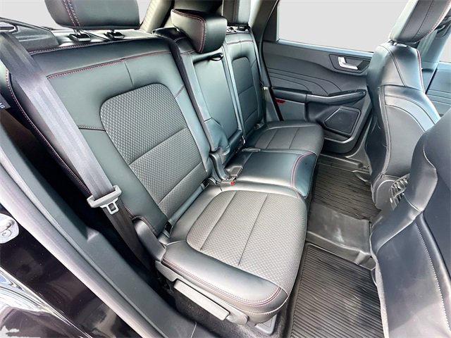 Used 2025 Ford Escape ST-Line w/ Equipment Group 301A image 25