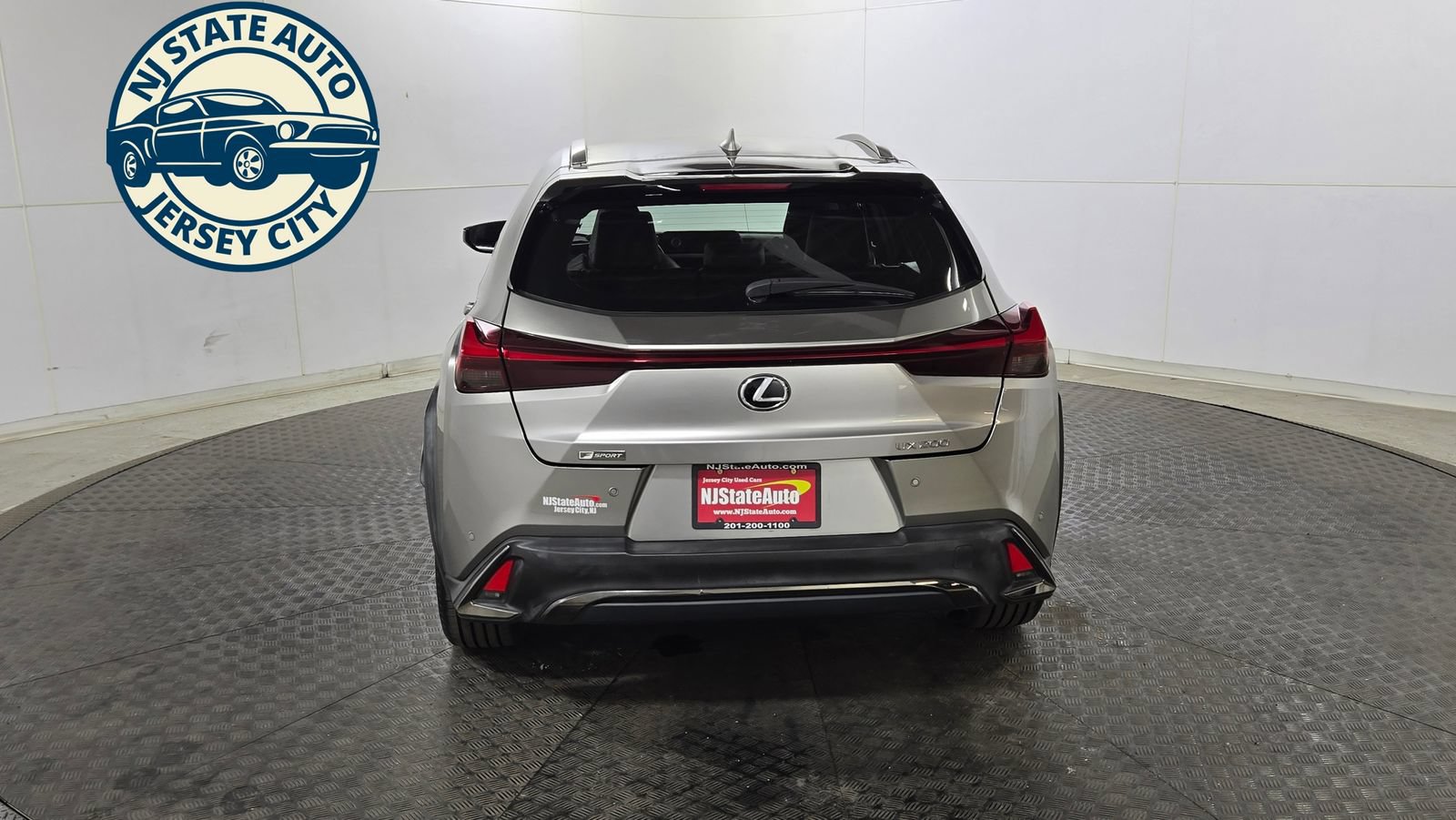 Used 2021 Lexus UX 200 F Sport w/ Accessory Package (Z1) FWD image 6