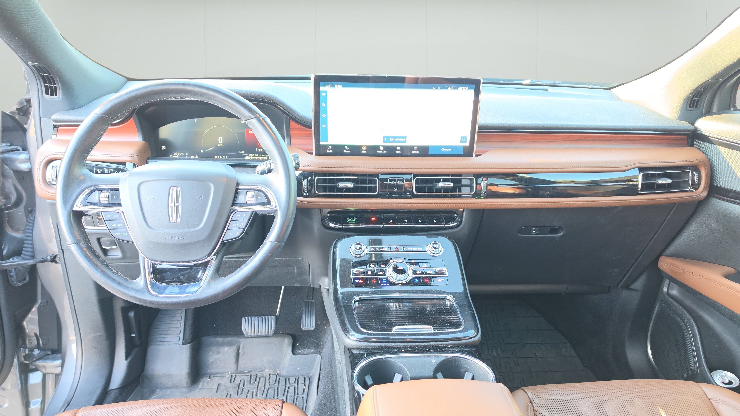 Used 2023 Lincoln Nautilus Reserve w/ Monochromatic Package AWD/4WD image 23