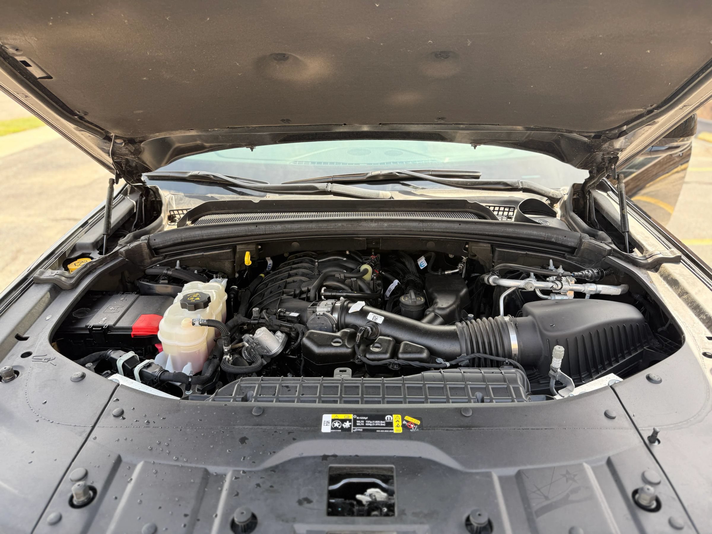 Used 2022 Jeep Grand Cherokee Altitude AWD/4WD image 36