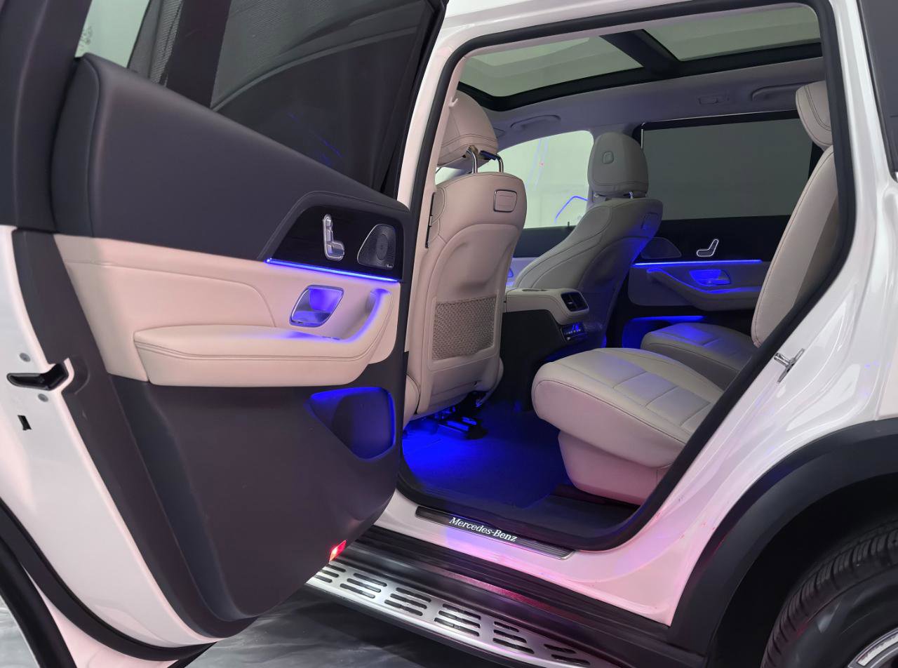 Used 2020 Mercedes-Benz GLS 450 4MATIC w/ Convenience Package image 21