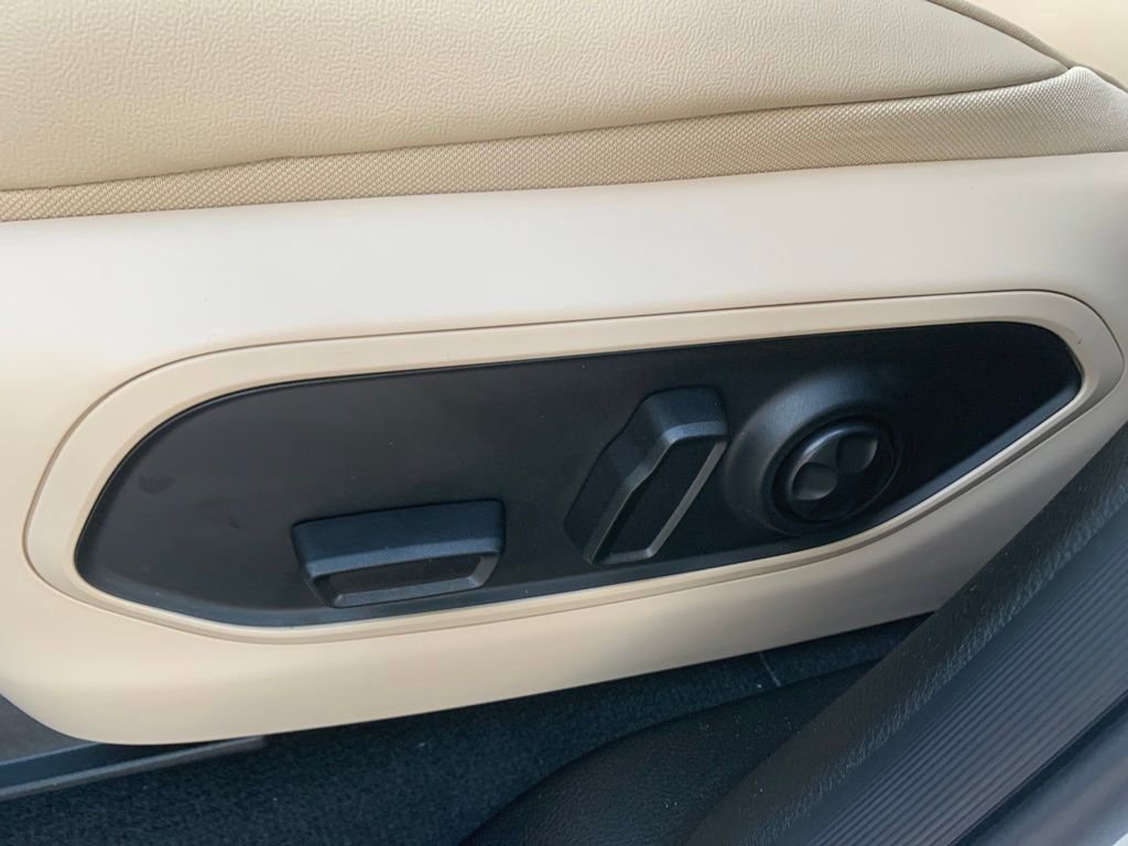 Used 2025 Jeep Grand Cherokee Limited image 14