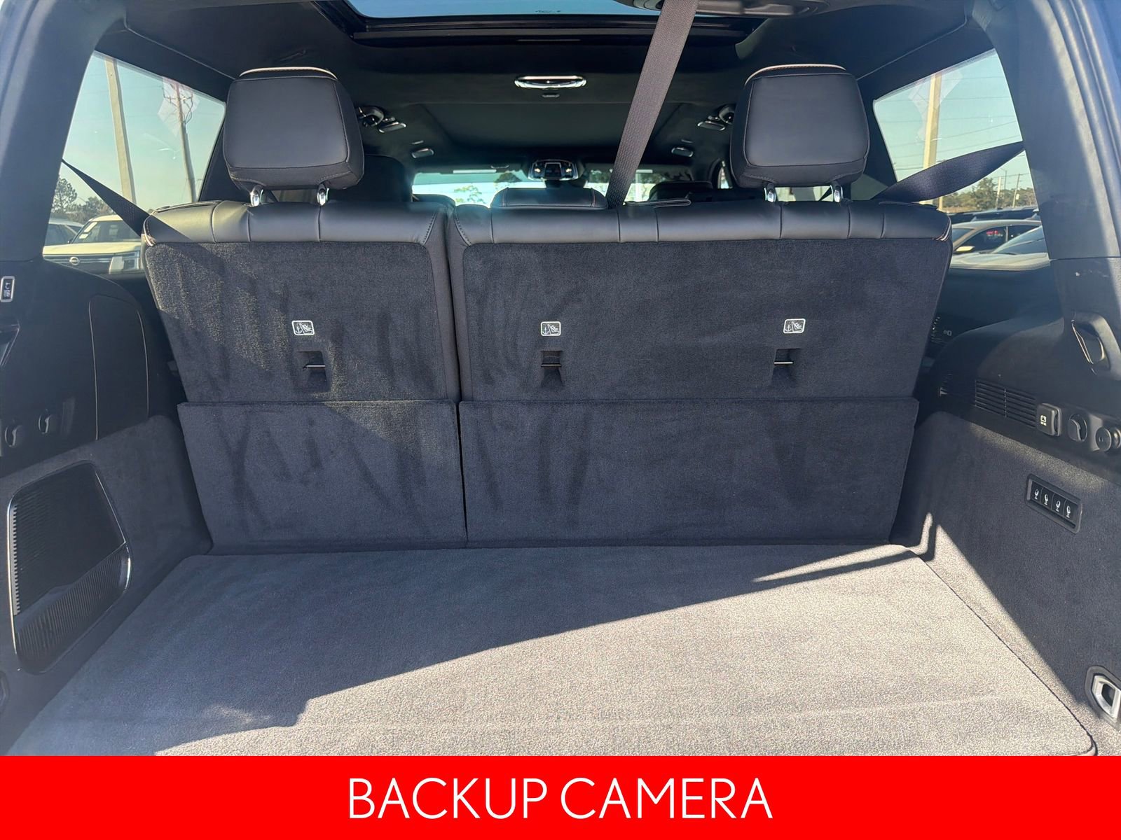 Used 2024 Jeep Grand Wagoneer Series III image 12