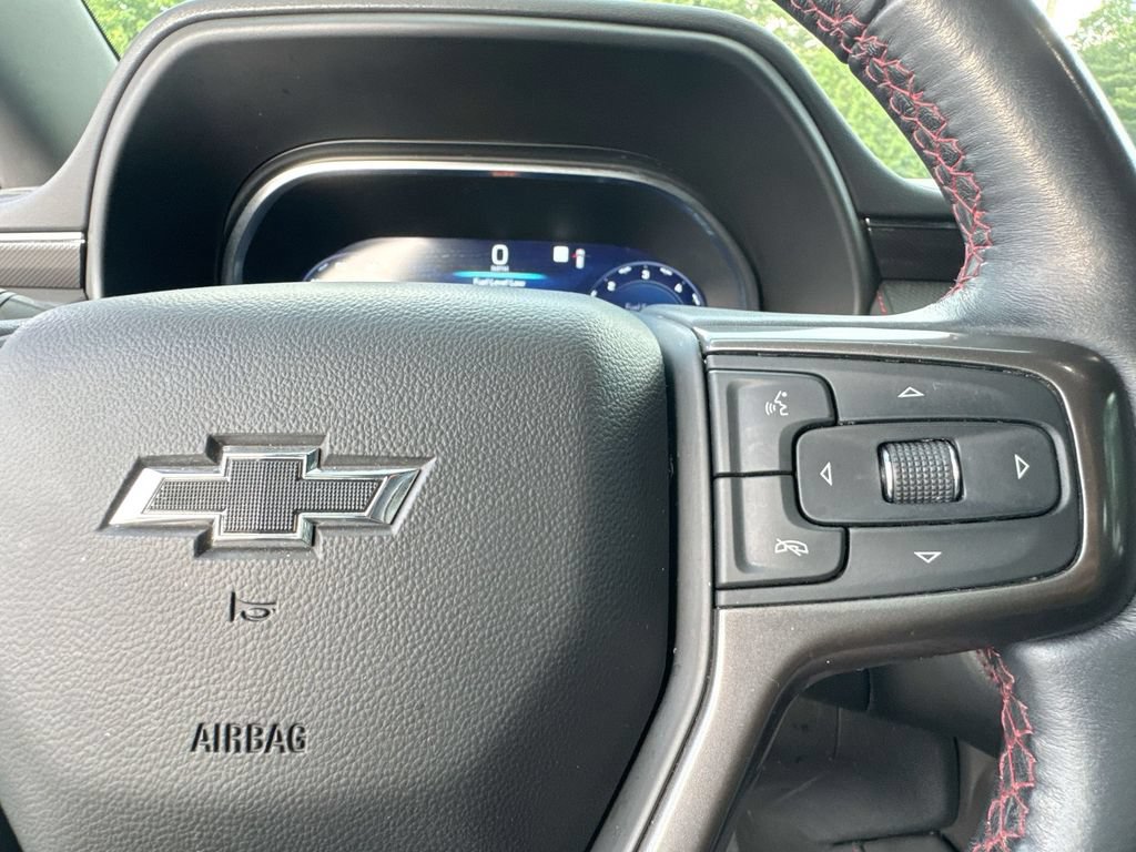 Used 2023 Chevrolet Suburban RST AWD/4WD image 18