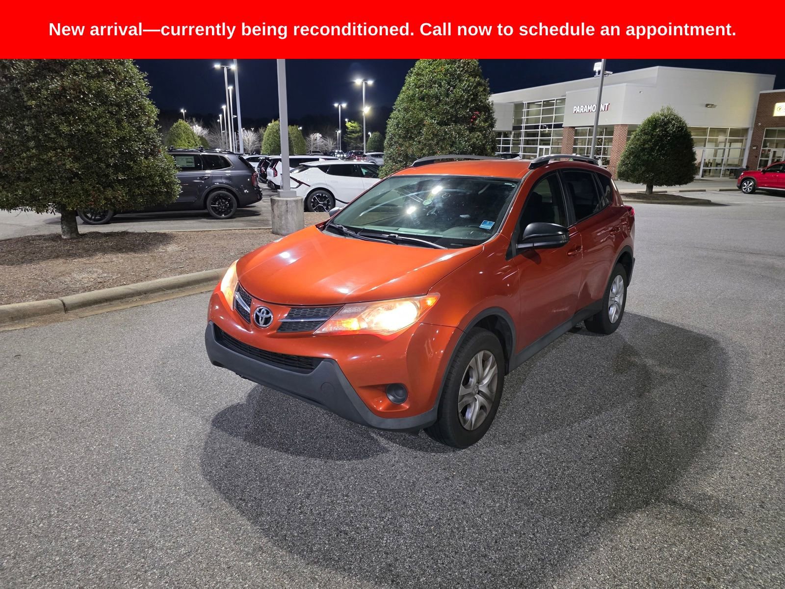 Used 2015 Toyota RAV4 LE image 1