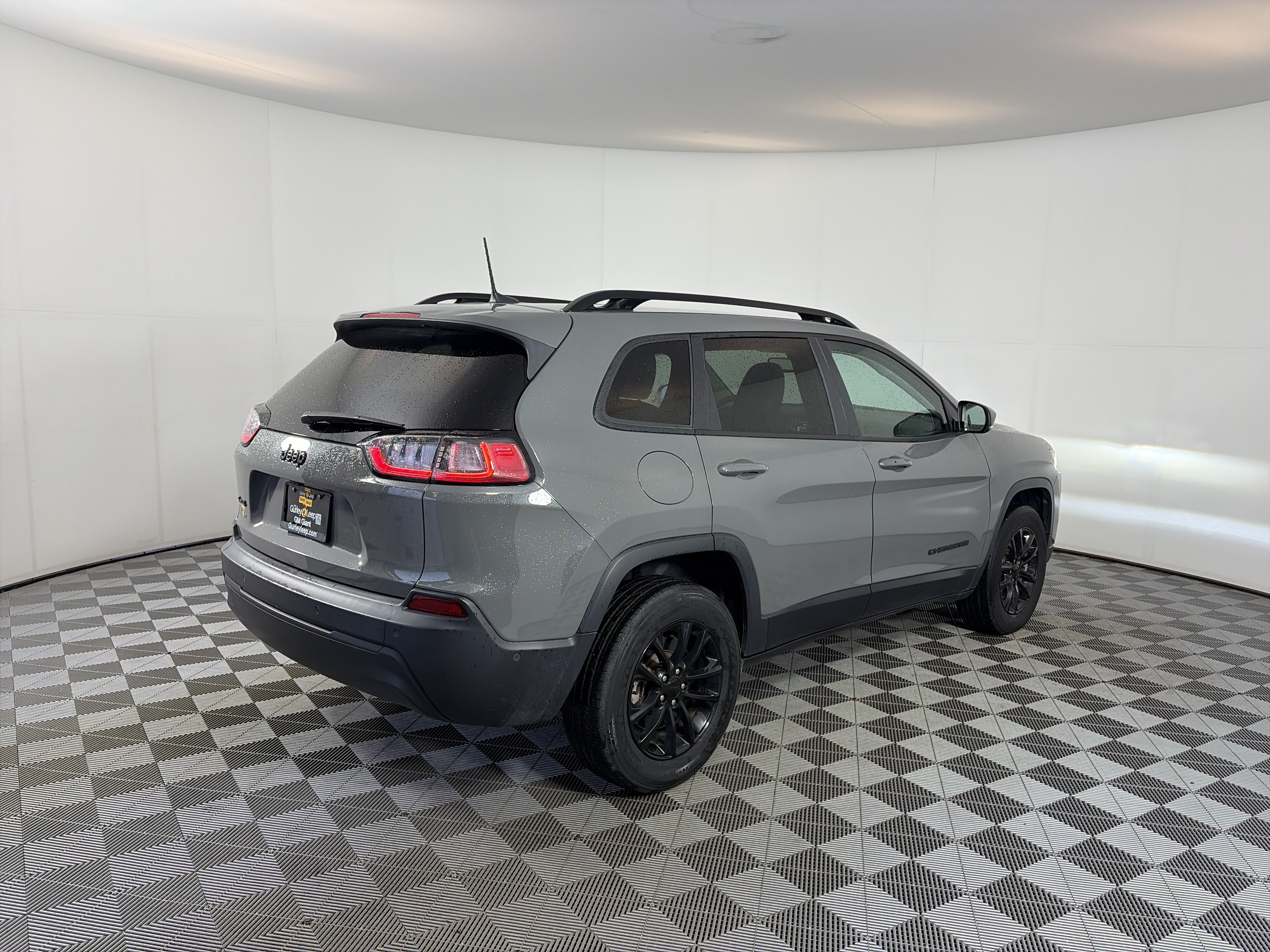 Used 2023 Jeep Cherokee Altitude Lux AWD/4WD image 10