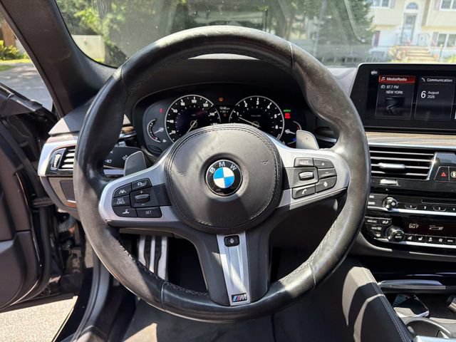 Used 2018 BMW M550i xDrive AWD/4WD image 18