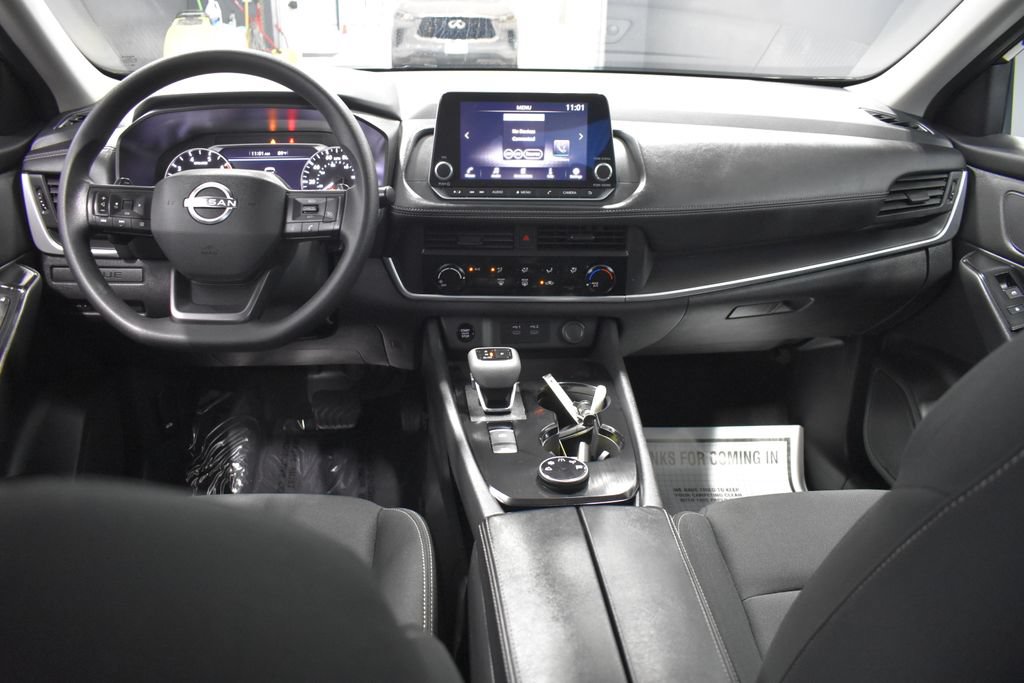 Certified 2025 Nissan Rogue S AWD/4WD image 13