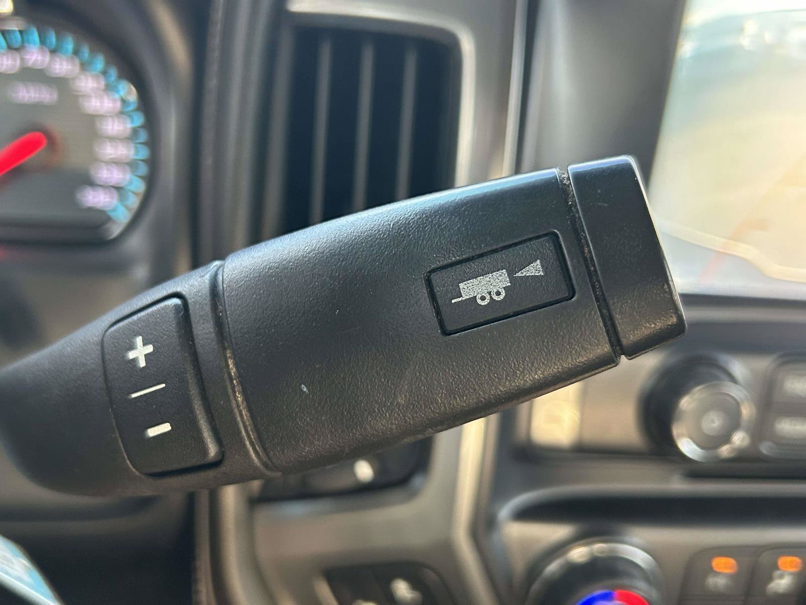Used 2019 Chevrolet Silverado 2500 LTZ w/ Duramax Plus Package AWD/4WD image 24