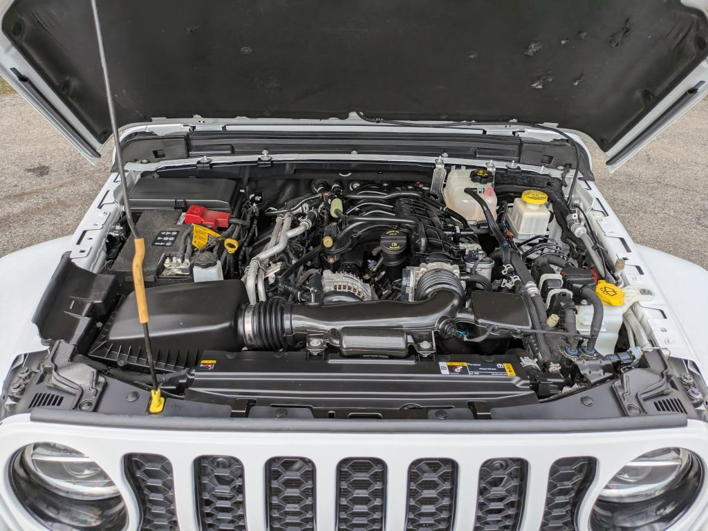 Used 2022 Jeep Gladiator Overland image 40