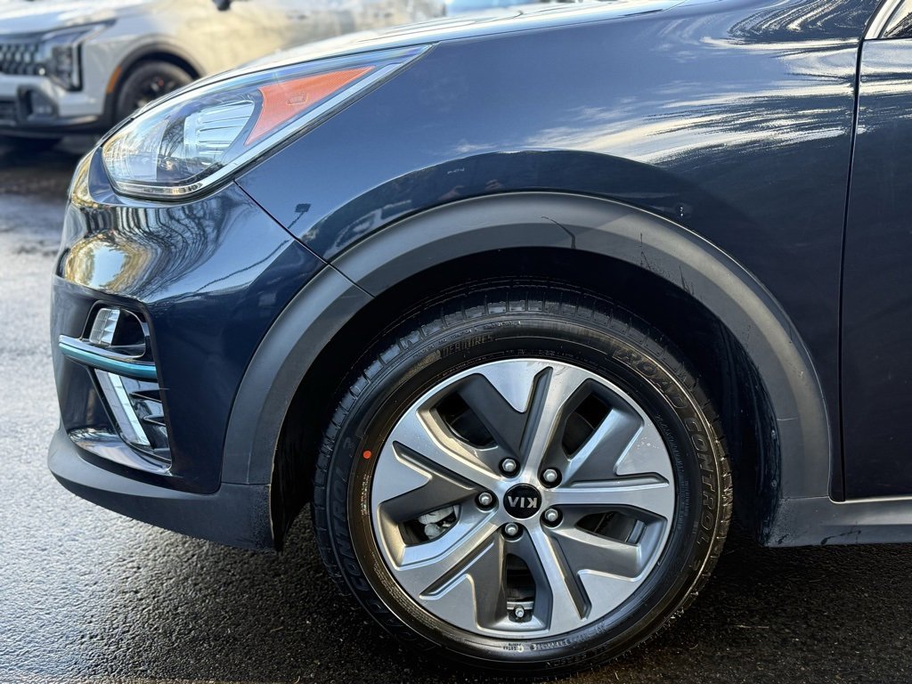 Used 2019 Kia Niro EX Premium w/ Cold Weather Package 1.0 image 6