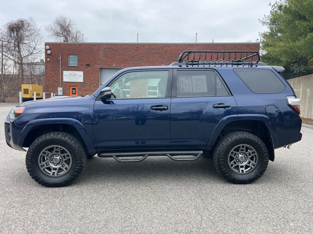 Used 2020 Toyota 4Runner Venture image 2