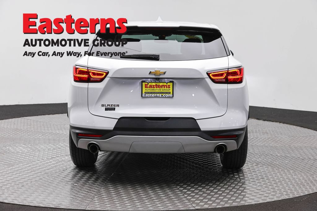 Used 2025 Chevrolet Blazer LT FWD image 8