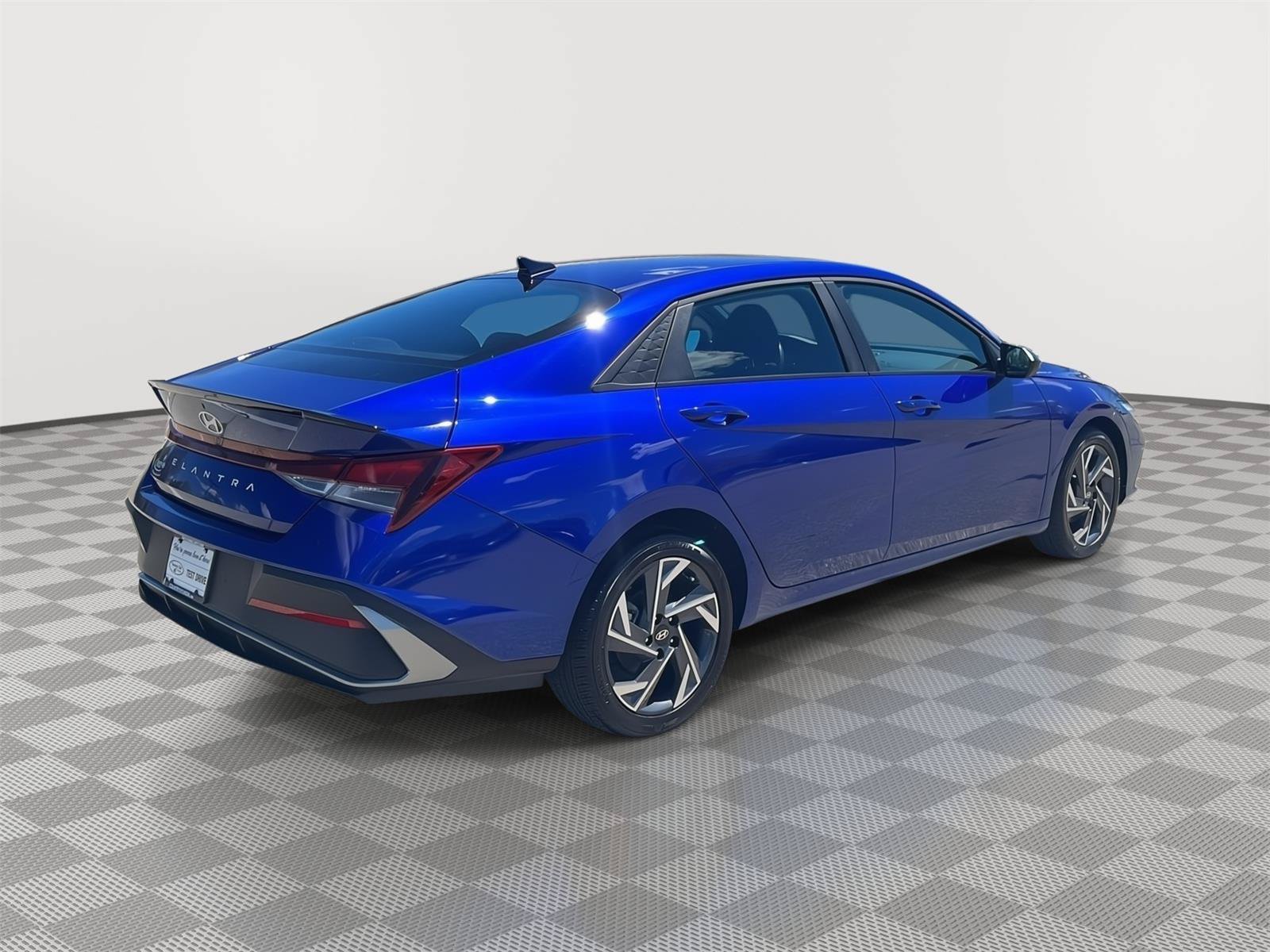 Used 2025 Hyundai Elantra Sport FWD image 5