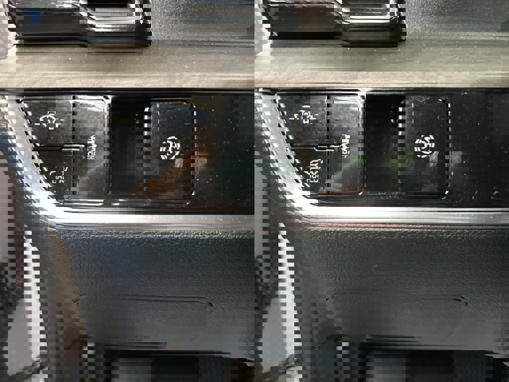 Used 2023 Kia Sportage X-Line w/ X-Line Premium Package image 26