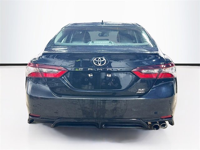 Used 2023 Toyota Camry SE image 6