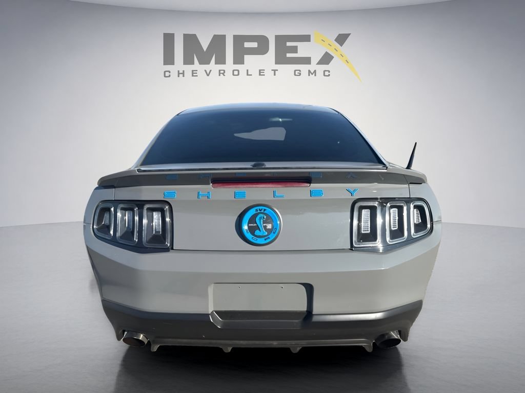 Used 2012 Ford Mustang Shelby GT500 RWD image 4