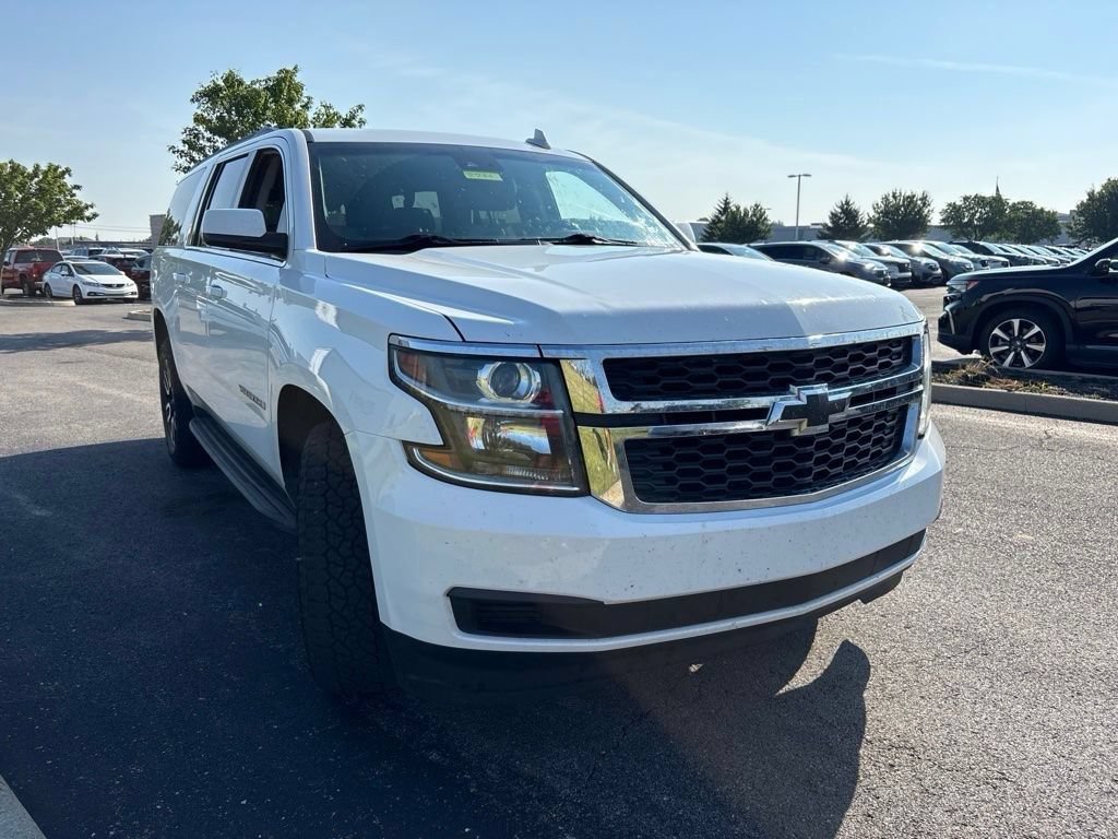 Used 2019 Chevrolet Suburban LT AWD/4WD image 13
