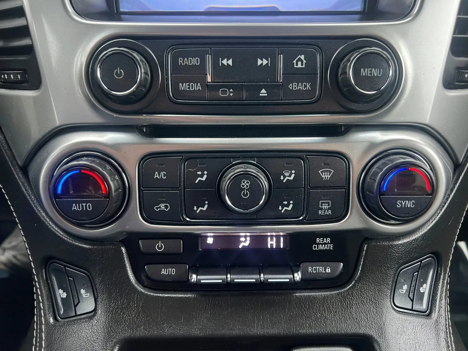 Used 2018 Chevrolet Tahoe LT image 40