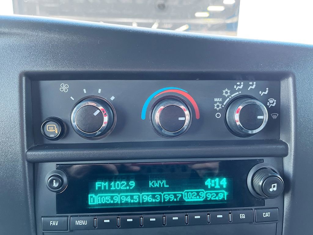 Used 2024 GMC Savana 2500 w/ Driver Convenience Package image 15