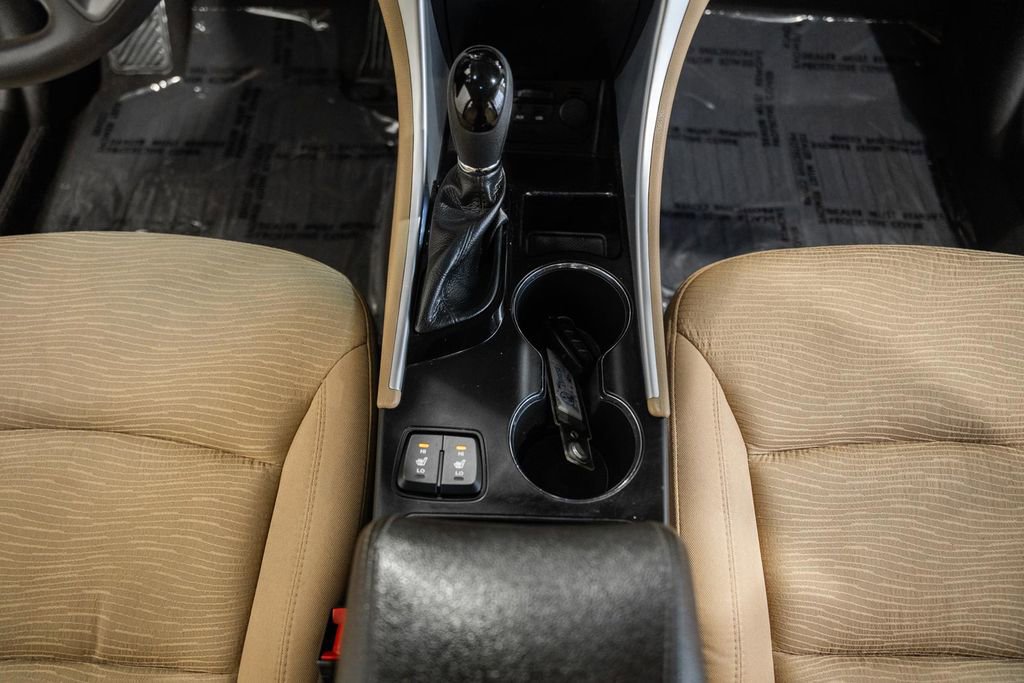 Used 2014 Hyundai Sonata Hybrid image 29